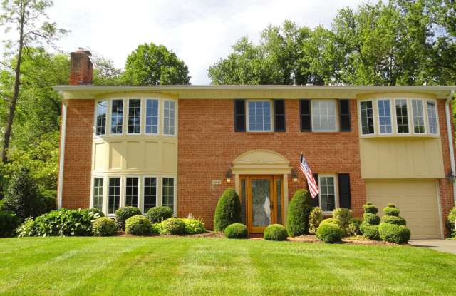 7115 WARBLER LANE - 7115 Warbler Lane, McLean, VA 22101