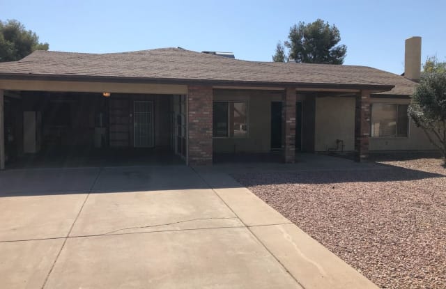 11607 S. Half Moon Drive - 11607 South Half Moon Drive, Phoenix, AZ 85044