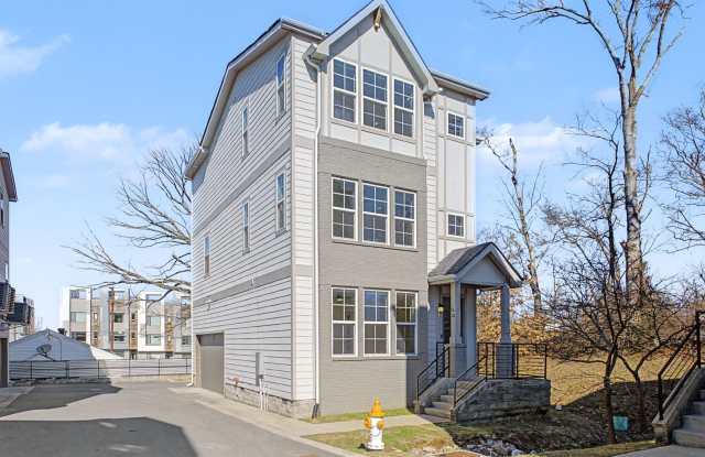 Modern West Nashville Gem photos photos