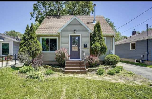 729 Jacobson Ave - 729 Jacobson Avenue, Madison, WI 53714