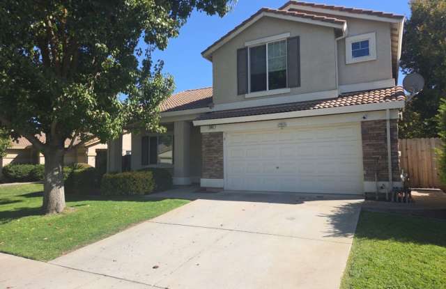 Beautiful 4bed/3 bath Home in Desirable Elk Grove Gallery 1