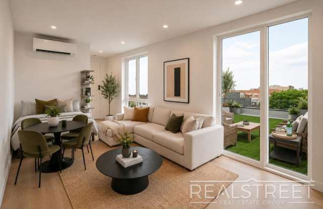 3092 Farragut Road Gallery 4