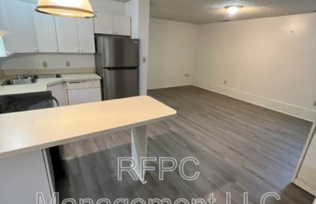205 Mercer Street - 2 Gallery 4