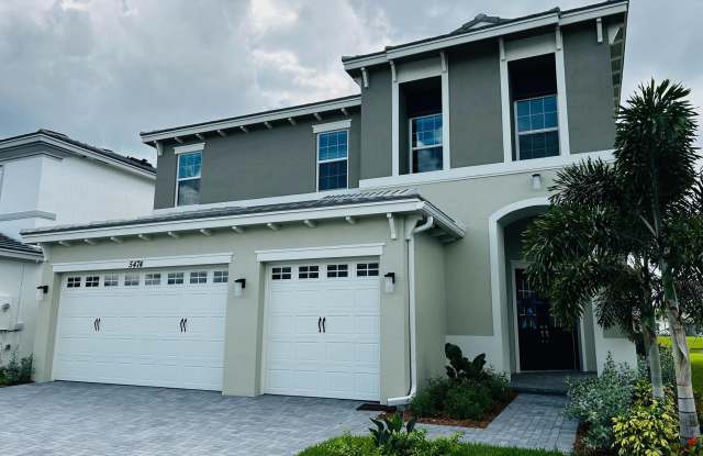 5474 Pecan Drive Gallery 2