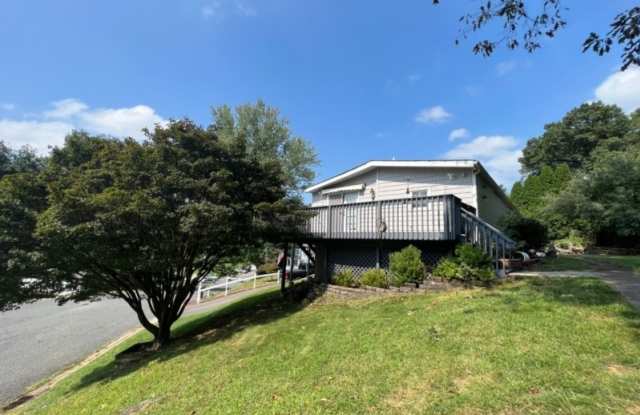 5 Greenwich Dr Gallery 3