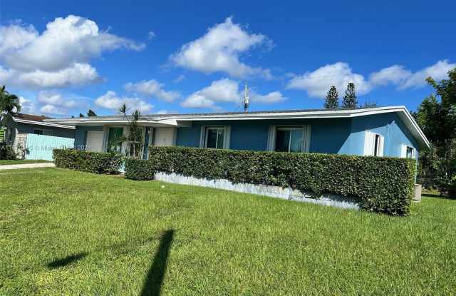15915 SW 105th Ct Gallery 3