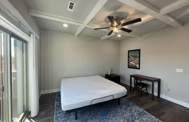 2248 W Moore Ln Gallery 3