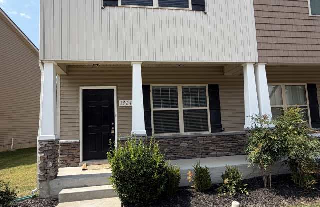 1721 Sprucedale Drive - 1 Gallery 1