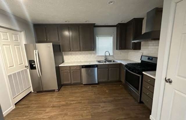15 Mary Dr. photos photos