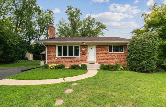 4232 Linden St photos photos
