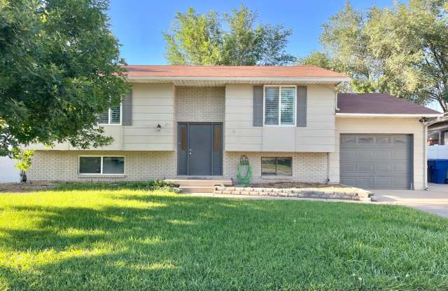 Pet Friendly Home in North Salt Lake! Gallery 1