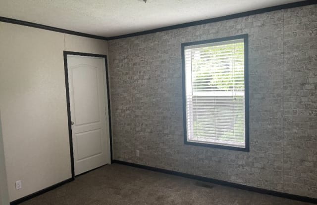 322 Basket Branch - 322 Basket Br, Oakland County, MI 48371