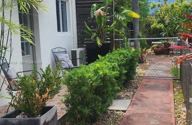 12641 SW 210th Ter photos photos