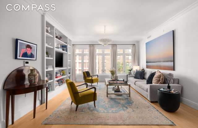 200 East 83rd Street photos photos