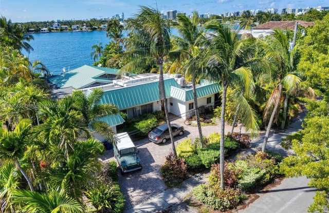 1375 N Biscayne Point Rd photos photos