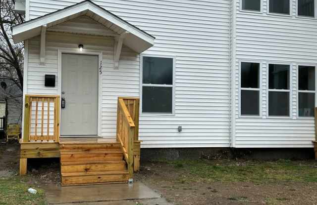 125-127 S Connor Avenue photos photos