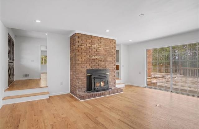50 Elder Drive Gallery 4