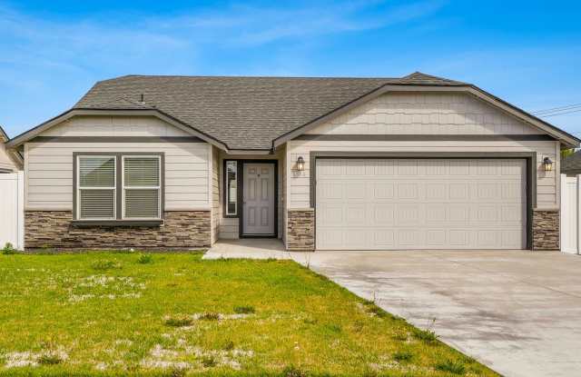Newer Edgewood Home in Sagecrest Development! photos photos