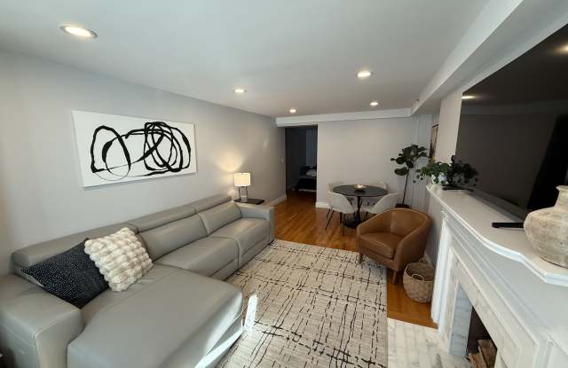 10 Charlesgate E photos photos