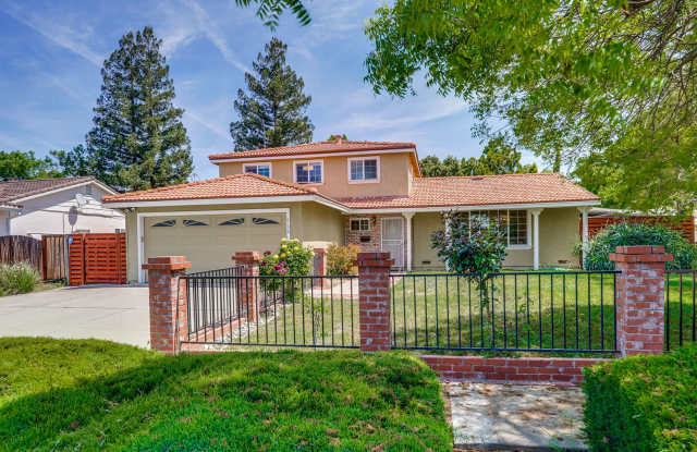 Spacious 3-Bed Almaden Valley Home with Bonus Room  Backyard Retreat photos photos