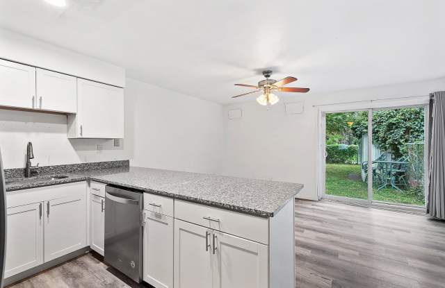 1540 W. Thompson st. Philadelphia PA 19121 photos photos