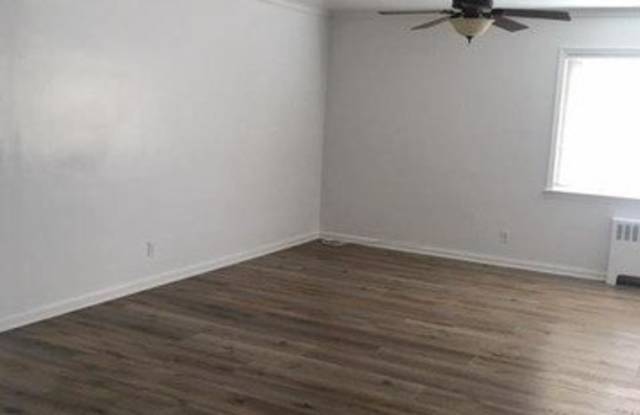 83 Spencer Avenue Gallery 2