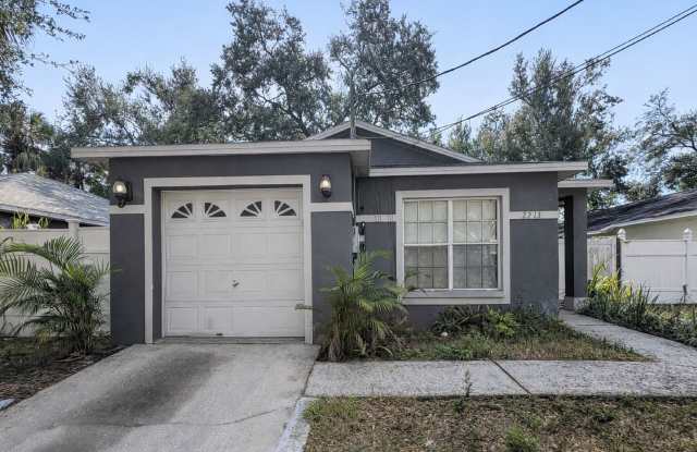 Move-In Ready 3 Bed Home with Garage  Fenced Yard in Tampa, FL photos photos