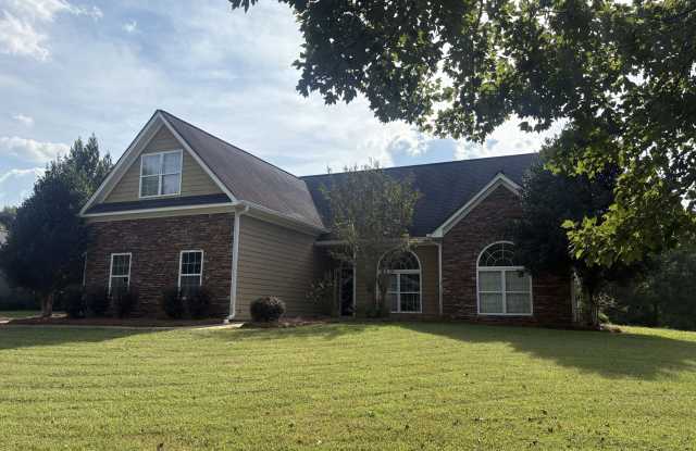 1141 Whispering Lakes Trail Gallery 1