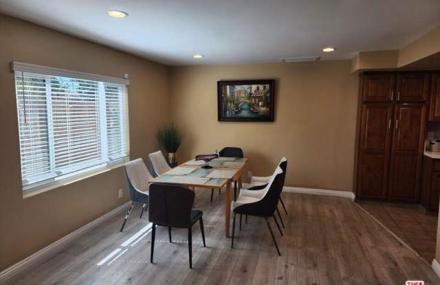 7543 Enfield Avenue - 7543 Enfield Avenue, Los Angeles, CA 91335