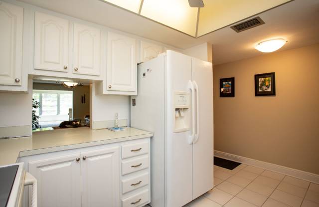 Seasonal or Annual Property Available! Gallery 4