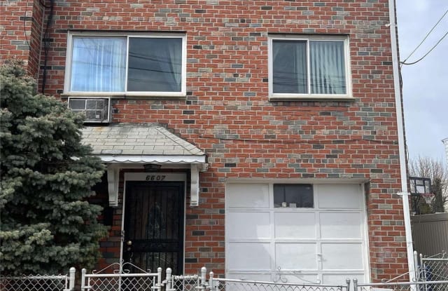 66-07 Clinton Avenue - 66-07 Clinton Avenue, Queens, NY 11378