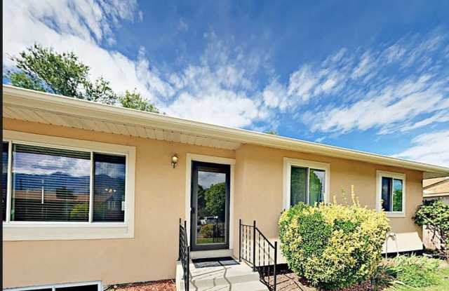 5 Bd 3 Bath Home Cottonwood Heights photos photos