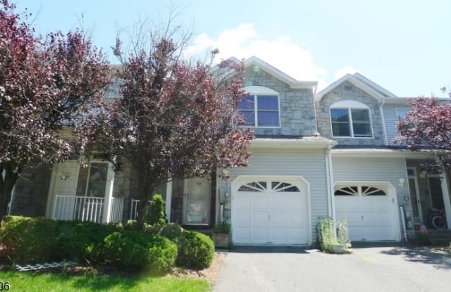 370 SUMMERHILL DR - 370 Summerhill Drive, Parsippany-Troy Hills, NJ 07950