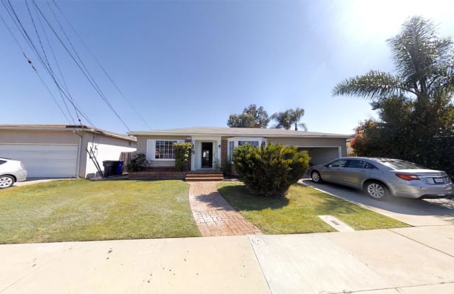 5635 Dorothy Dr - 5635 Dorothy Way, San Diego, CA 92115