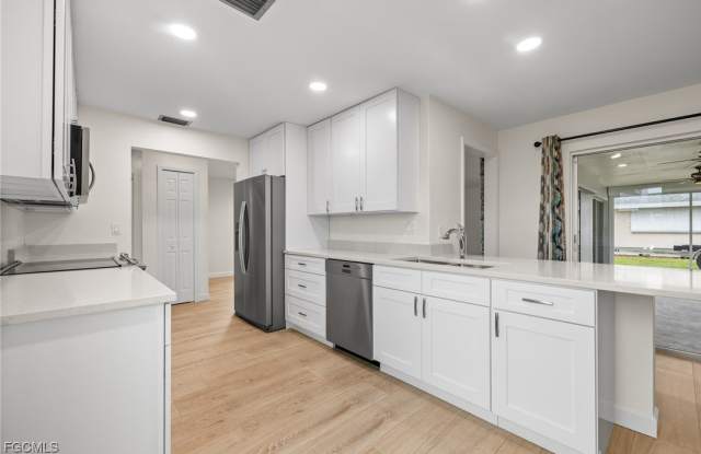 5320 Coronado Parkway photos photos