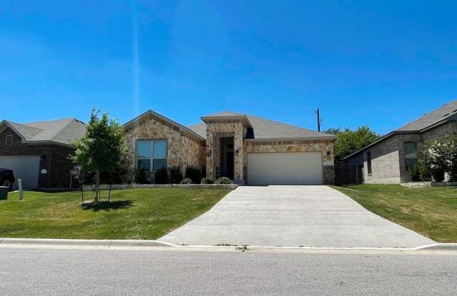 Discover comfort, space, and everyday convenience at 5820 Blackstone Drive! Gallery 1