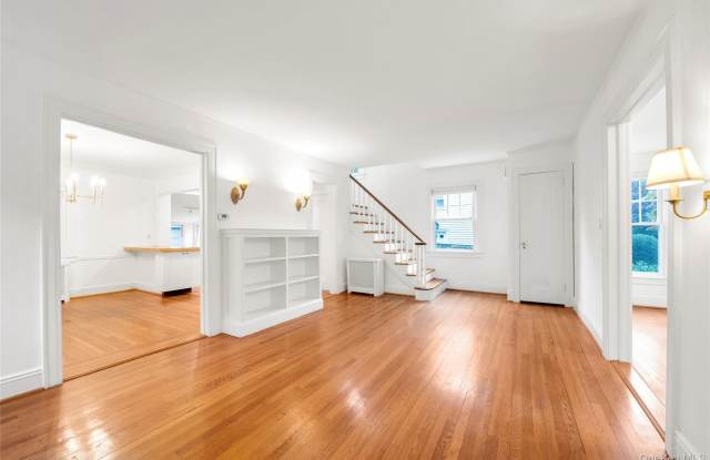 138 Hillcrest Avenue Gallery 4