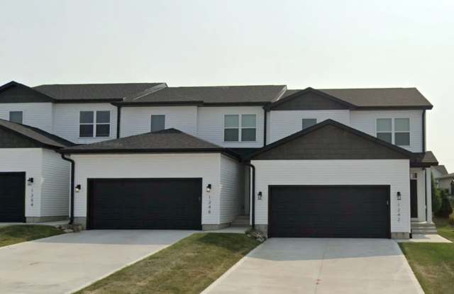 1260 E 28th St - 1 photos photos