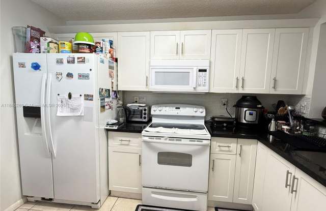 4764 NW 114th Avenue 202, Doral, FL 33178 photos photos