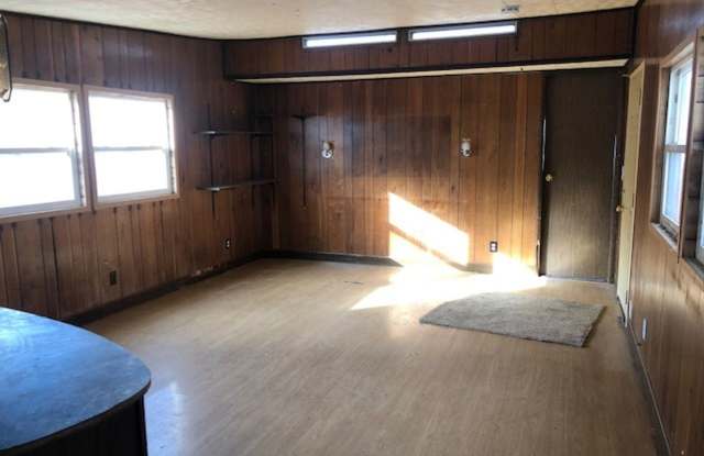 1216 MacIntyre Ct Gallery 4