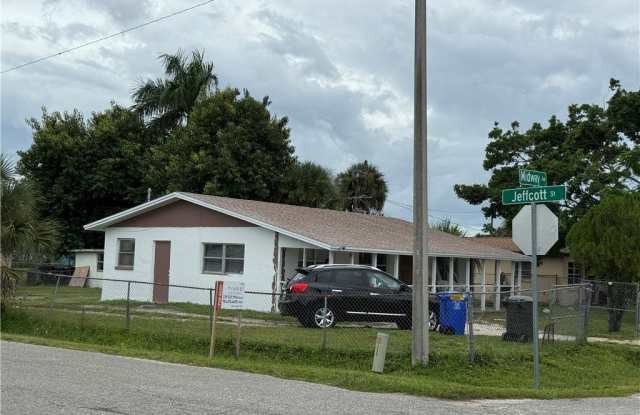2629 Midway Avenue photos photos
