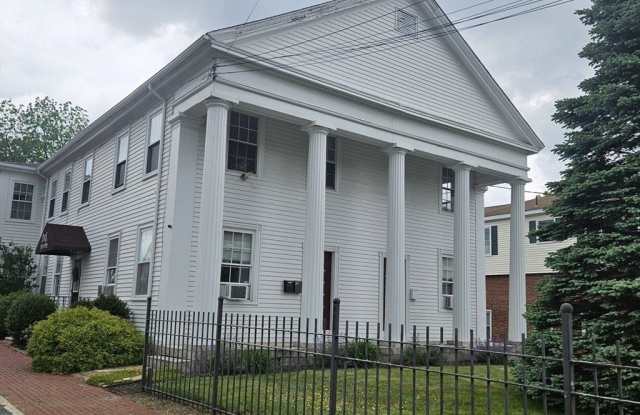 122 Elm St photos photos
