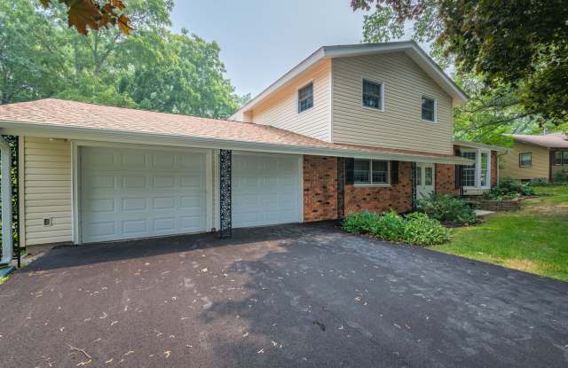 Available July – 4 Bed, 3 Bath Updated Home in Coal Valley photos photos