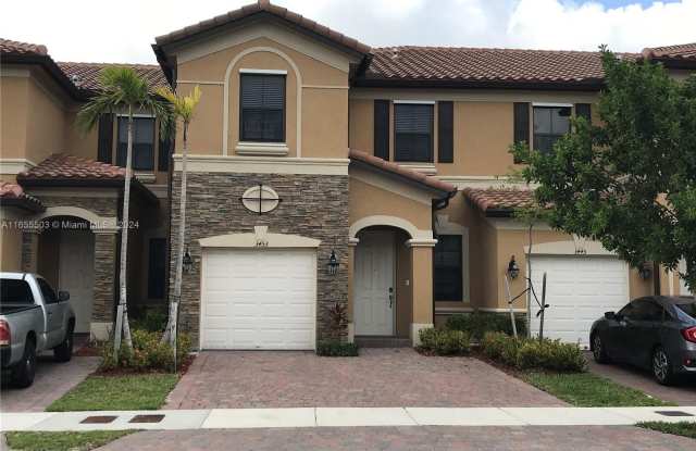 3453 W 92nd Pl - 3453 West 92nd Place, Hialeah, FL 33018