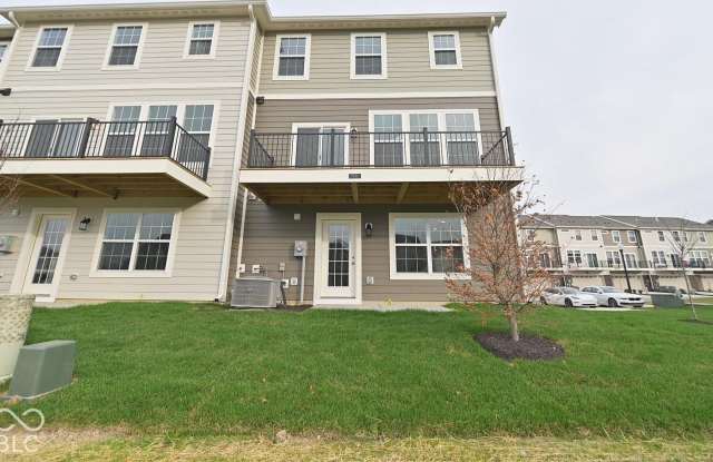 7079 Adalene Gallery 3