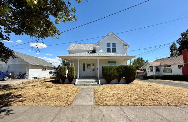 Charming 4-Bedroom, 2-Bath Victorian Home in Central Lewiston photos photos