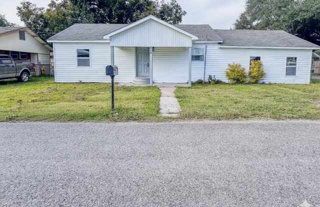 415 Avenue C - 415 Avenue C, Broussard, LA 70518