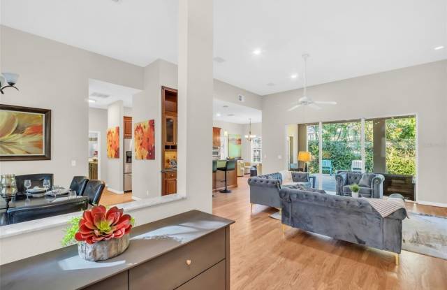 2270 BARBARA Drive Gallery 4