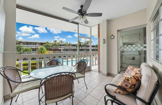 201 NE 14th Ave - 201 Northeast 14th Avenue, Hallandale Beach, FL 33009