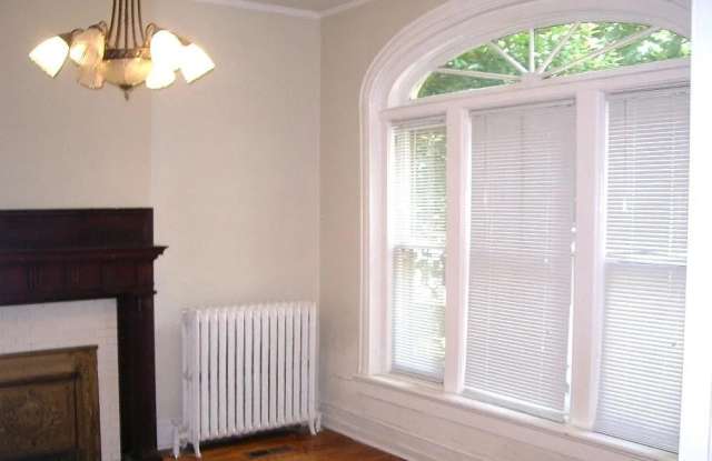 311 Strawberry St Fl 1 photos photos